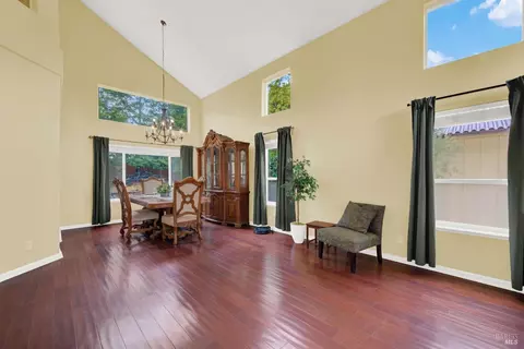 Dining - 280 Bantry Dr, Vacaville, CA 95688 photo 1 of 5