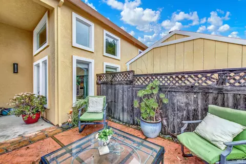 Exterior - 280 Bantry Dr, Vacaville, CA 95688 photo 8 of 26