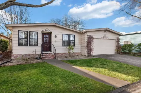 1945 Piner Rd #7, Santa Rosa, CA 95402