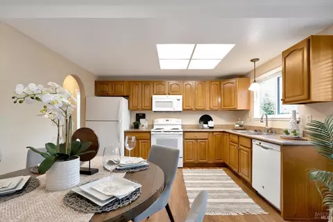 743 Windsor River Rd, Windsor, CA 95492 photo 12