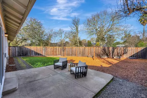 743 Windsor River Rd, Windsor, CA 95492 photo 25