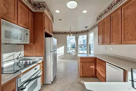 852 Patti Page Ct, Windsor, CA 95492 photo 3