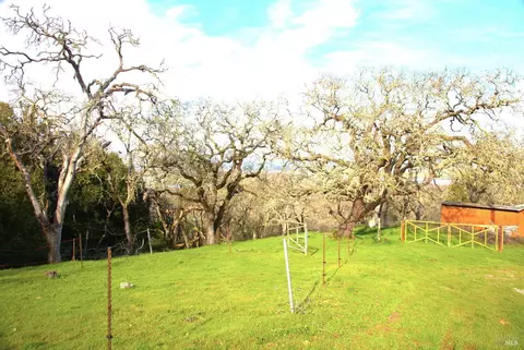 260 Crest Rd, Novato, CA 94945 photo 2