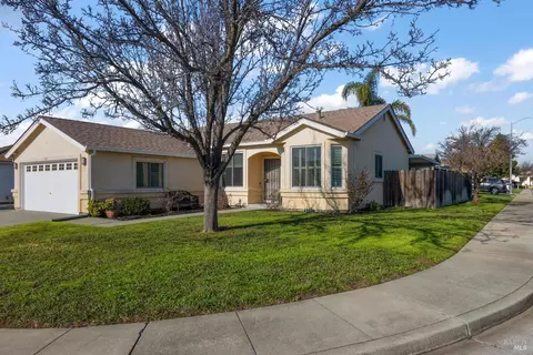 727 Palermo Dr, Suisun City, CA 94585