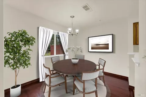 Dining - 118 Brogan Ct, Fairfield, CA 94534 photo 1 of 1