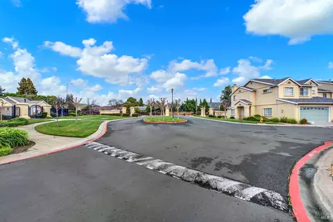 Exterior - 118 Brogan Ct, Fairfield, CA 94534 photo 37 of 39