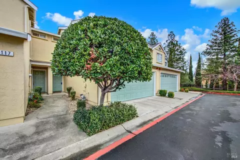 Exterior - 118 Brogan Ct, Fairfield, CA 94534 photo 9 of 39