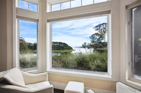 54 De Silva Island Dr, Mill Valley, CA 94941
