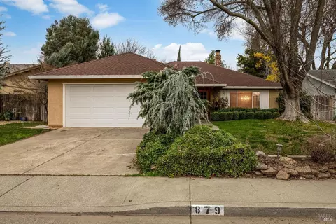 879 Arbor Oaks Dr, Vacaville, CA 95687