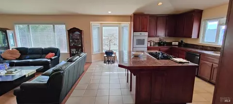 1005 Glen Eagle Dr, Petaluma, CA 94952 photo 13