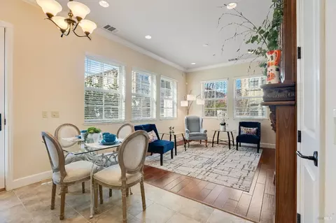 Dining - 1111 Symphony Way, Vallejo, CA 94591 photo 1 of 2
