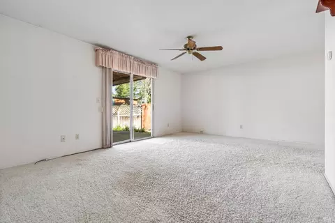 547 Goodman Ave, Santa Rosa, CA 95407 photo 4