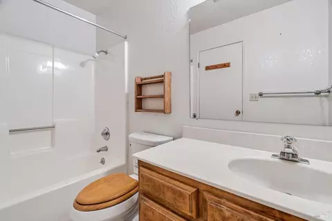 547 Goodman Ave, Santa Rosa, CA 95407 photo 11