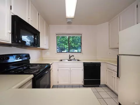 121 Elbridge Ave #G, Cloverdale, CA 95425 photo 12