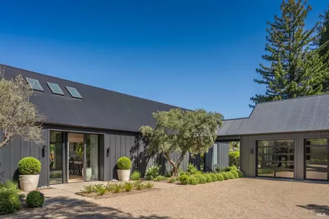 1760 Dean York Ln, Saint Helena, CA 94574