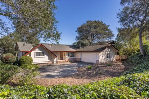 32 La Cresta Dr, Petaluma, CA 94952