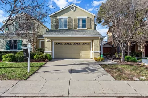 2512 Bickford Cir, Fairfield, CA 94533