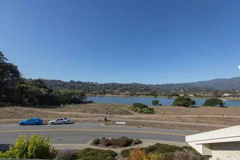 View/Area - 16 Eucalyptus Knoll St, Mill Valley, CA 94941 photo 5 of 12