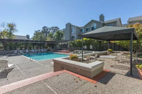 Exterior - 16 Eucalyptus Knoll St, Mill Valley, CA 94941 photo 18 of 20
