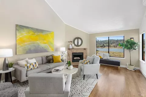 16 Eucalyptus Knoll St, Mill Valley, CA 94941