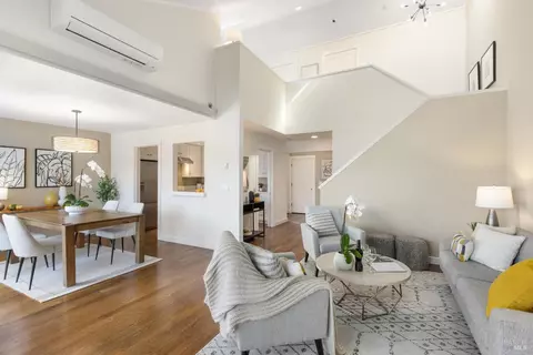 Living - 16 Eucalyptus Knoll St, Mill Valley, CA 94941 photo 3 of 8