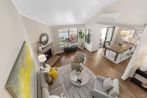 Living - 16 Eucalyptus Knoll St, Mill Valley, CA 94941 photo 6 of 8