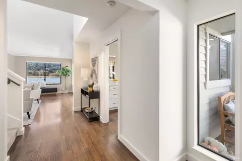Entry Way - 16 Eucalyptus Knoll St, Mill Valley, CA 94941 photo 1 of 3