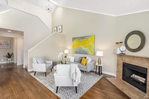 Living - 16 Eucalyptus Knoll St, Mill Valley, CA 94941 photo 4 of 8