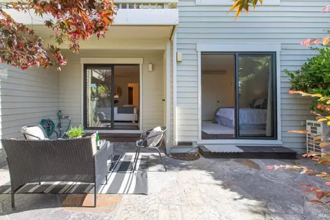 Exterior - 16 Eucalyptus Knoll St, Mill Valley, CA 94941 photo 8 of 20