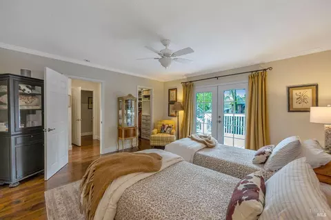 Bedroom - 4357 Lakeside Rd, Glen Ellen, CA 95442 photo 2 of 5