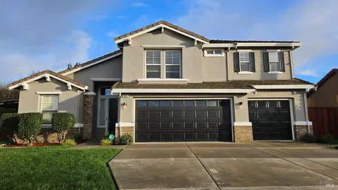 684 Venetian Ct, Fairfield, CA 94534