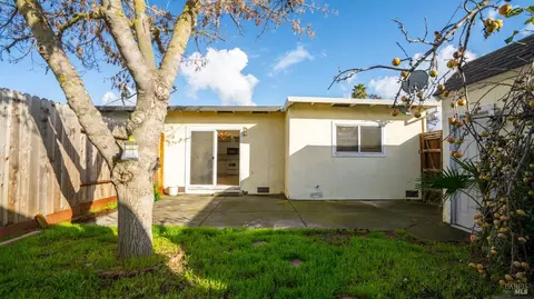 2447 Baltic Dr, Fairfield, CA 94533 photo 10