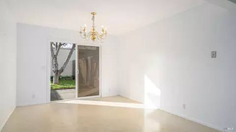 2447 Baltic Dr, Fairfield, CA 94533 photo 16