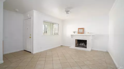 2447 Baltic Dr, Fairfield, CA 94533 photo 13