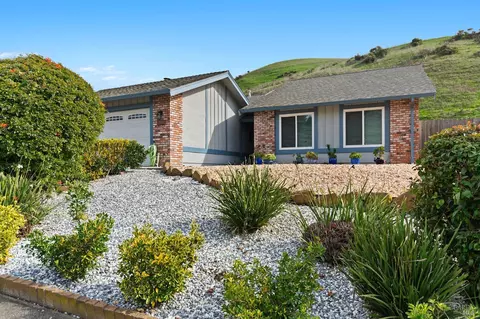 Exterior - 844 Rose Dr, Benicia, CA 94510 photo 2 of 19