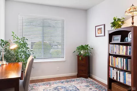 Bedroom - 844 Rose Dr, Benicia, CA 94510 photo 5 of 5