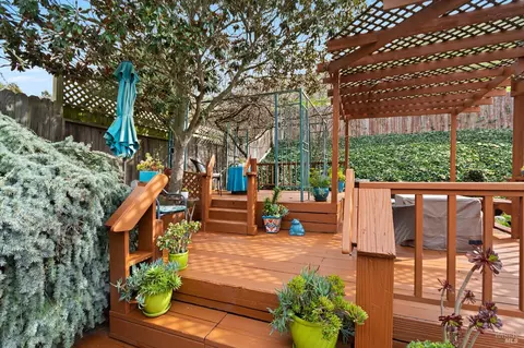 Exterior - 844 Rose Dr, Benicia, CA 94510 photo 14 of 19