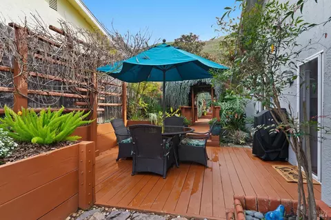 Exterior - 844 Rose Dr, Benicia, CA 94510 photo 11 of 19