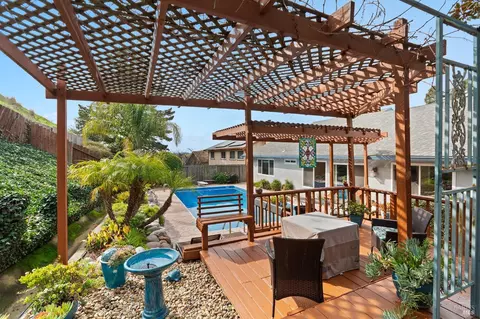 Exterior - 844 Rose Dr, Benicia, CA 94510 photo 5 of 19