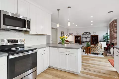 Kitchen - 844 Rose Dr, Benicia, CA 94510 photo 4 of 6
