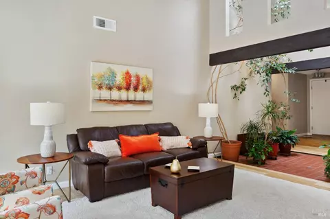 Living - 844 Rose Dr, Benicia, CA 94510 photo 2 of 6