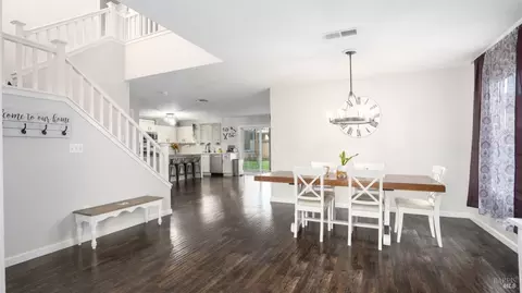 Dining - 2175 Moore Dr, Dixon, CA 95620 photo 2 of 2