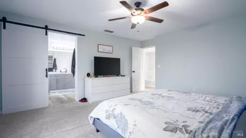 Bedroom - 2175 Moore Dr, Dixon, CA 95620 photo 5 of 10