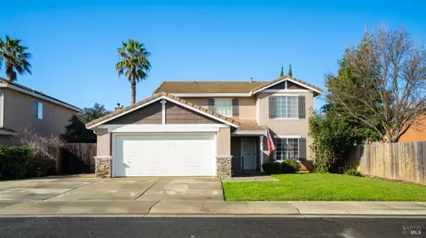 2175 Moore Dr, Dixon, CA 95620