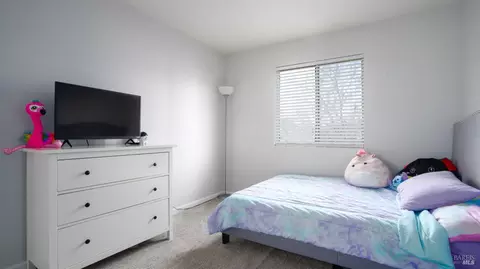 Bedroom - 2175 Moore Dr, Dixon, CA 95620 photo 7 of 10