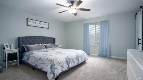 Bedroom - 2175 Moore Dr, Dixon, CA 95620 photo 3 of 10