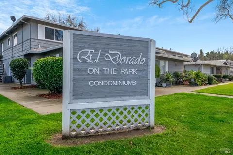 116 Del Rio Ct #4, Vacaville, CA 95687