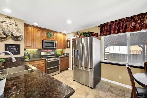525 Nebraska St, Fairfield, CA 94533 photo 17