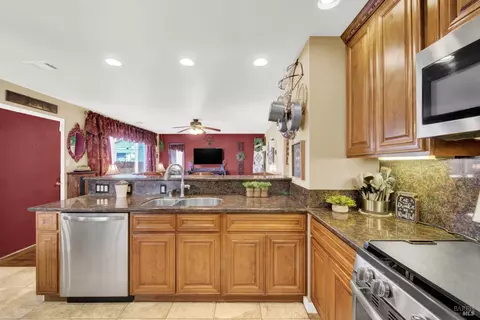 525 Nebraska St, Fairfield, CA 94533 photo 21