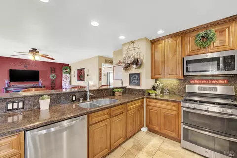 525 Nebraska St, Fairfield, CA 94533 photo 19